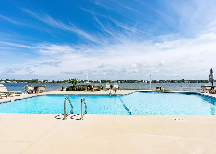 Holiday home Compass Point Unit 208 *