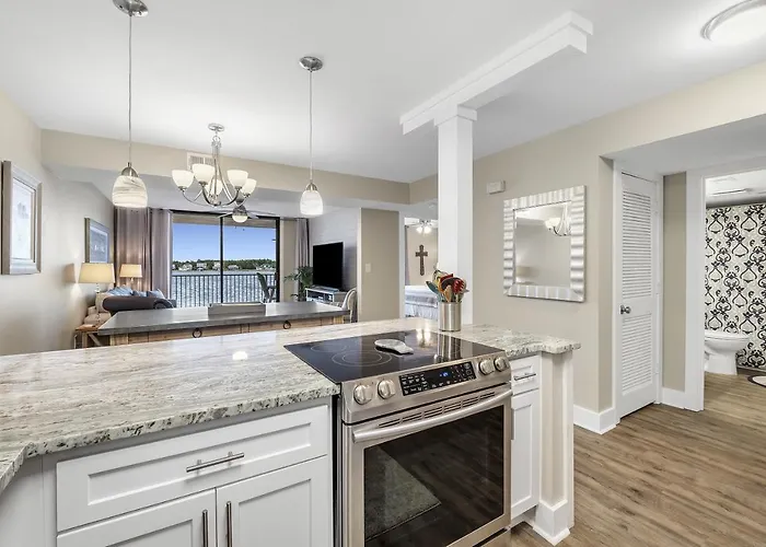 Holiday home Compass Point Unit 208