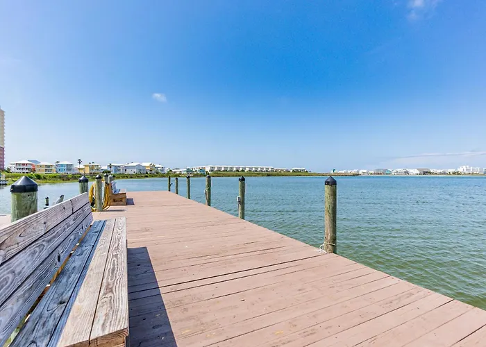 Holiday home Compass Point Unit 208