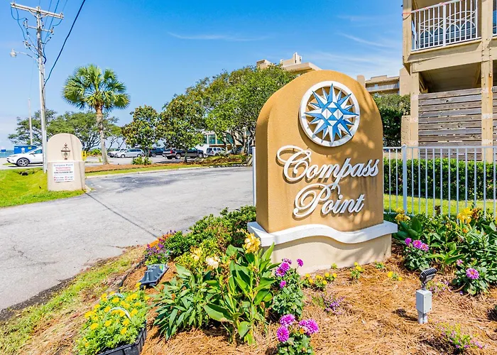 Compass Point Unit 208